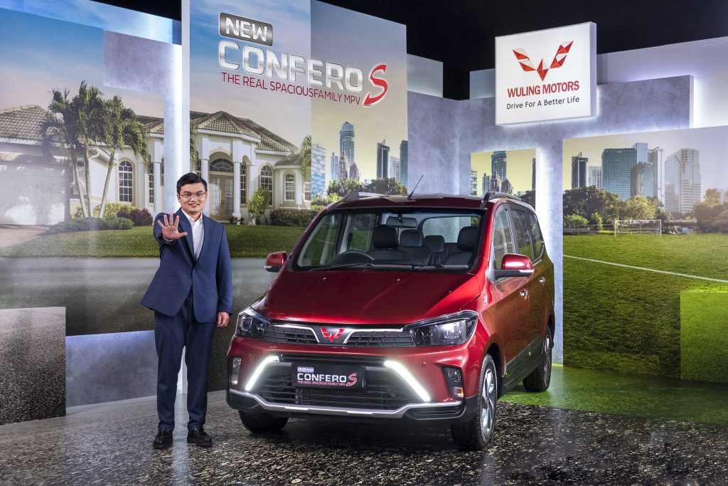 Thumbnail Wuling Presents New Confero S for Indonesian Families