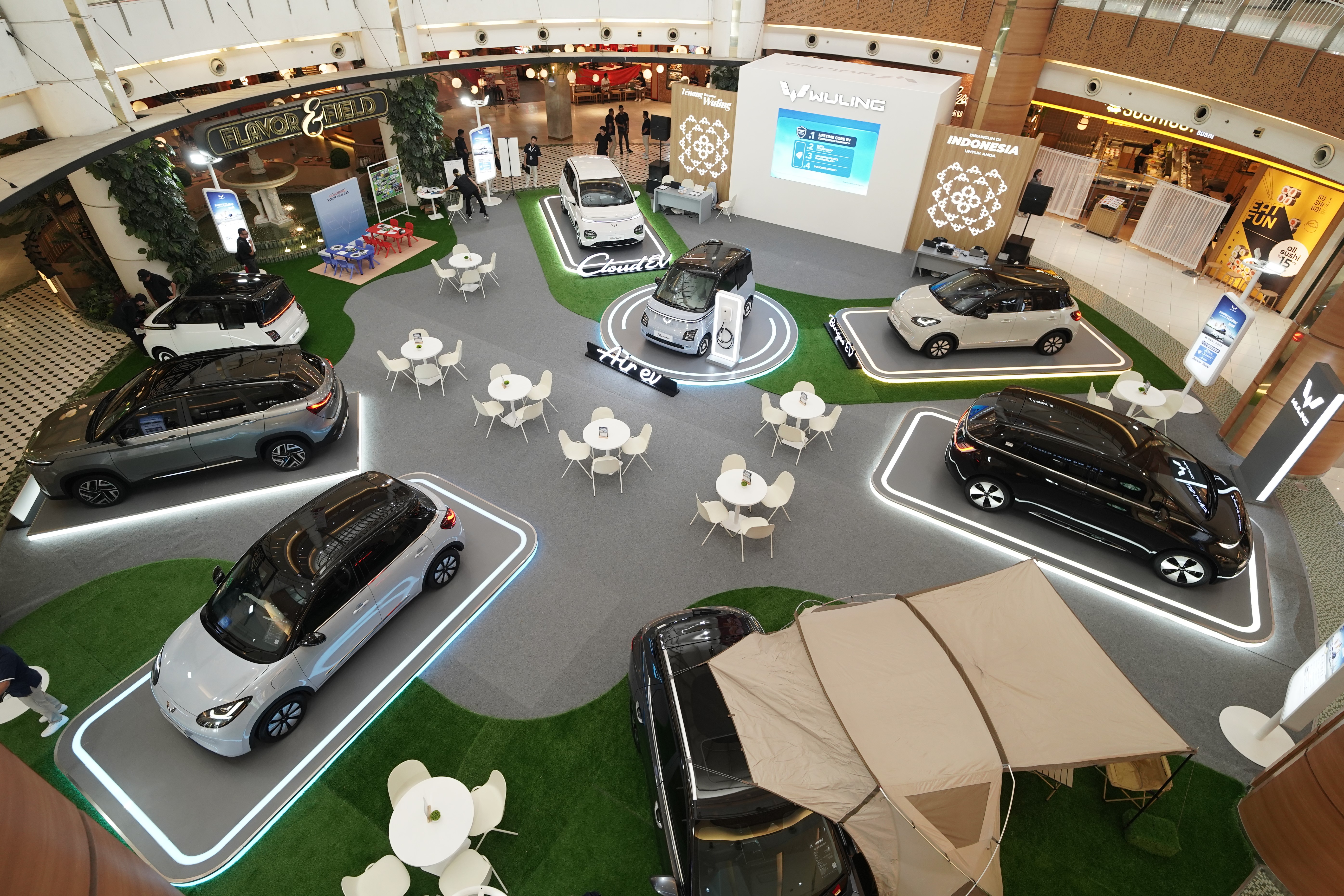 Image Wuling Showcases New Air ev, New Cloud EV, and Special Promotions at Summarecon Mall Serpong